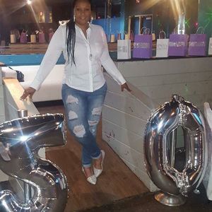 Meet your Posher, Nina